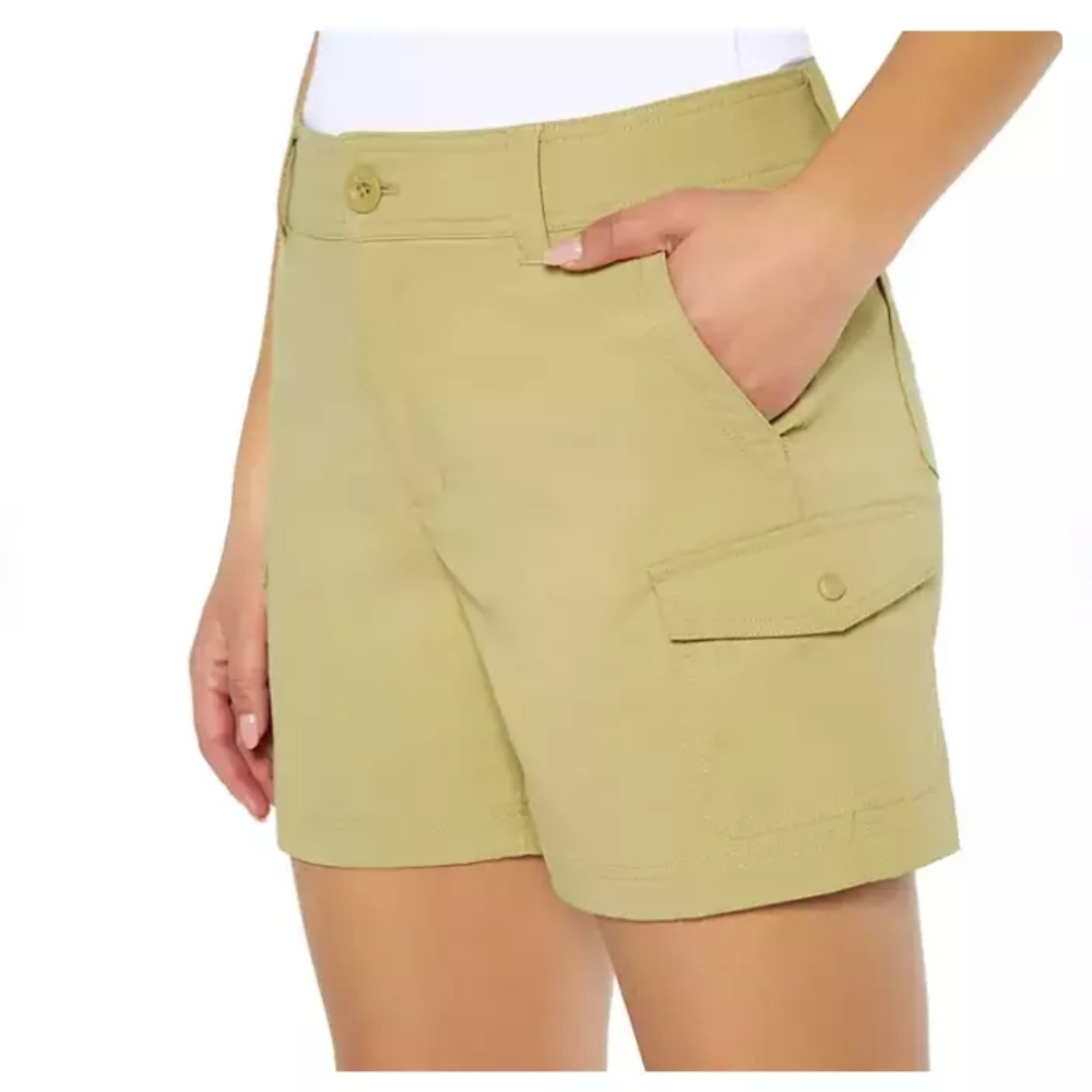 Eddie Bauer Tan Cargo Shorts High-Waisted Mid-Thigh